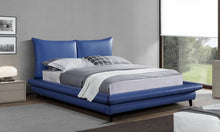 Load image into Gallery viewer, Greatime B2403 Queen Size Modern Platform Bed (More Colors Available)