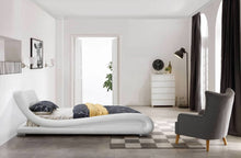 Load image into Gallery viewer, Greatime B1070 Contemporary Upholstered Platform Bed (More Colors Available)