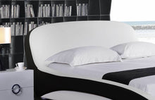 Load image into Gallery viewer, Greatime B2401 Modern Platform Bed (More Colors Available)