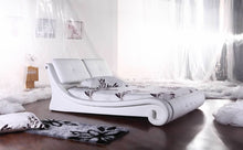 Load image into Gallery viewer, Greatime B2004 Modern Platform Bed (More Colors Available)
