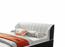 Load image into Gallery viewer, Greatime B2408 Black and White Modern Bed