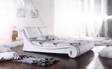 Load image into Gallery viewer, Greatime B2004 Modern Platform Bed (More Colors Available)
